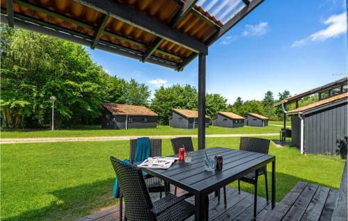 Hampen House | Relaxing Getaway in Hampen with Free Wifi & Family-Friendly
