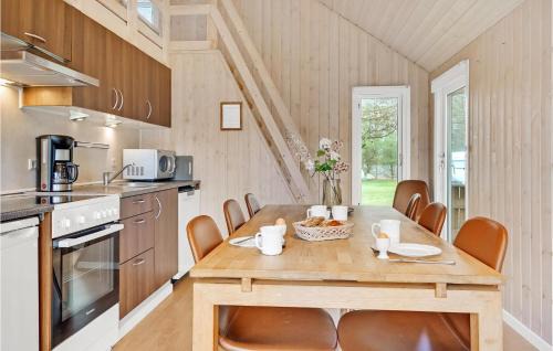 Hanstholm House | Cozy Retreat in Hanstholm with Pool and Free Wifi