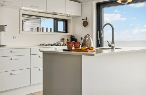 Holbaek House | Beautiful Beachfront Home with Scenic Views and Spa Amenities