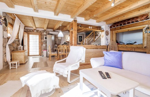 Baric Draga House | Unforgettable Oceanfront Retreat Just Steps from the Water