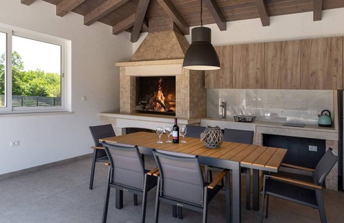Marceljani House | Villa Nia: Poolside Haven for 6 Near Labin & Rabac