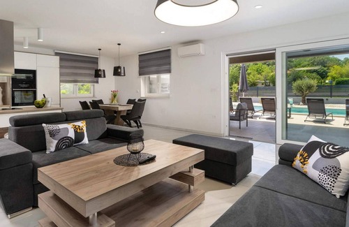 Marceljani House | Villa Nia: Poolside Haven for 6 Near Labin & Rabac
