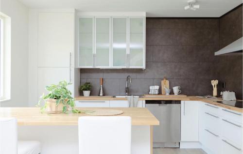 Lammhult House | Inviting Home in Lammhult with Ethernet Internet Access