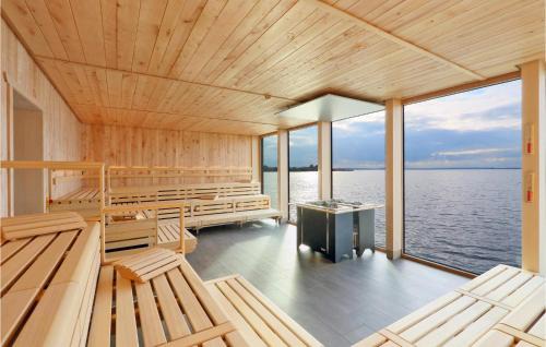 Lembruch House | Premier Retreat in Lembruch-Dümmer See with Sauna & Pool