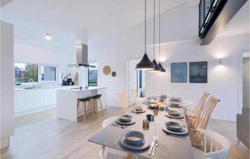 Lembruch House | Charming Retreat in Lembruch-dmmer See with Sauna & Pool