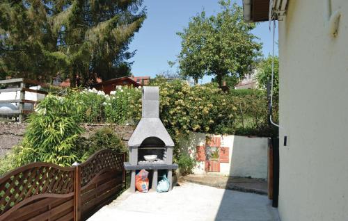 Ligny-sur-Canche House | Family-Friendly 2 Bedroom Getaway in Ligny-sur-Canche