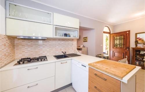 Ljubac House | Pet-Friendly 6 Bedroom Retreat with Pool in Ljubac