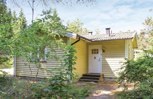 Loderup House | Ideal 3 Bedroom Retreat with Ocean View in Löderup