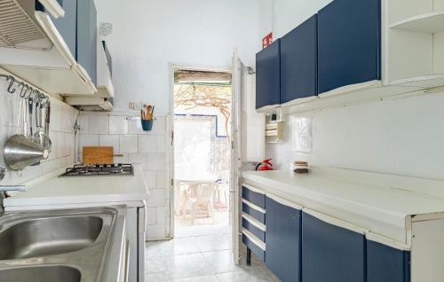 Ciudad Jardin House | Pet and Child Friendly Home in Malaga - 4-Star Retreat