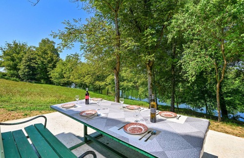 Krasic House | Ideal Vacation Home with Private Pool and Lake View