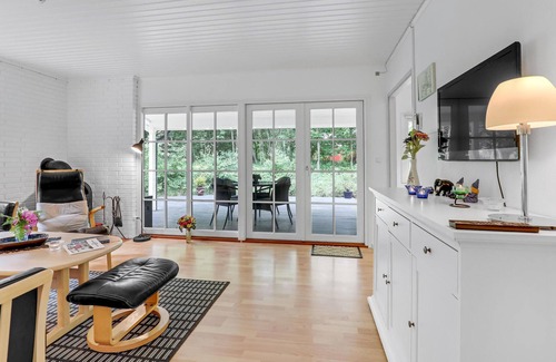 Dueodde House | Idyllic 2 Bedroom Retreat in Nexø with Oceanfront Views