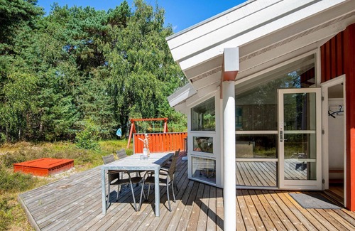 Spidsegard House | Inviting 4 Bedroom Accommodation with Ocean View in Nexø