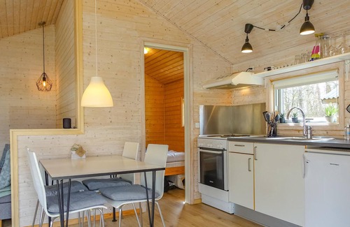 Balka Strand House | Pet-Friendly 1 Bedroom Oasis with Ocean Views in Nexø