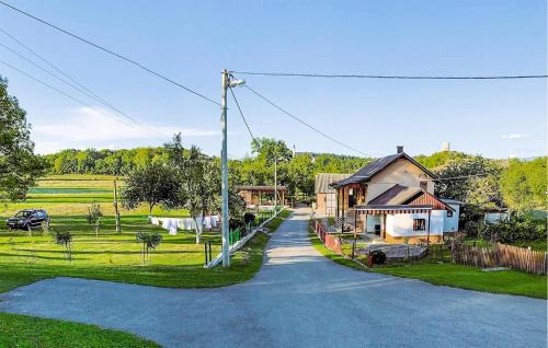 Perusic House | Family-Friendly 2 Bedroom Home in Perusic Awaits You