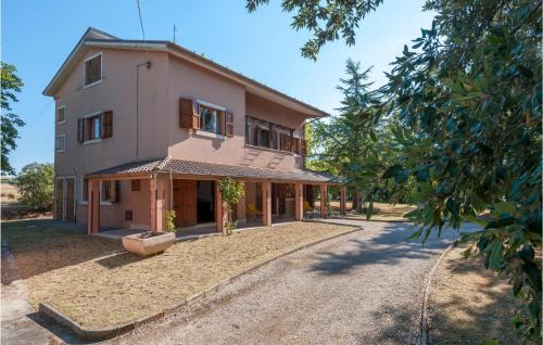Monteguiduccio House | Welcoming Home in Ponzano Di Fermo with Free Wifi