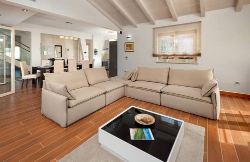 Labinci House | Family-Friendly 3-Bedroom Retreat in Beautiful Porec