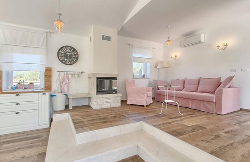 Tar-Vabriga House | Villa Torre IV: Private Pool Near Porec's Best Attractions