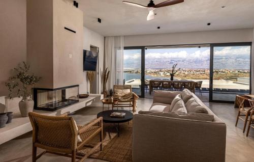 Povljana House | Discover a Family-Friendly Escape at Beautiful Home in Povljana
