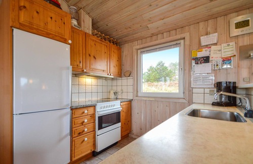 Kongsmark House | Cozy 3-Bedroom Retreat with Oceanfront Views in Rømø