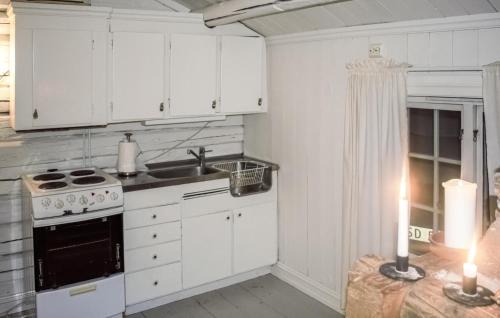 Galaa House | Pet-Friendly Retreat in Rros with Full Kitchen Access