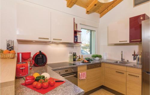 Rezanci House | Relaxing Getaway in Rezanci with Hot Tub & Pool Access