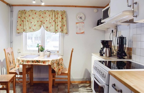 Gotland Municipality House | Cozy Cottage Retreat in the Heart of Gotland's Ambience