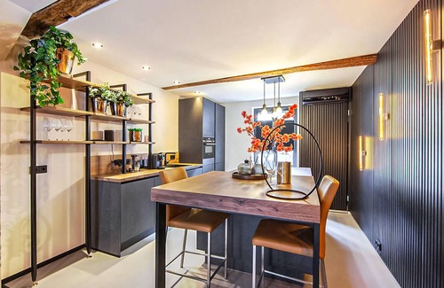 Roermond House | Exclusive Vacation Home Steps from the Beach with Spa Access