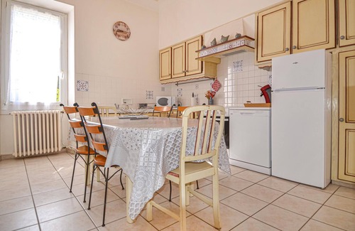 Rognonas House | Family-Friendly Vacation Home with Pool and Spa Amenities