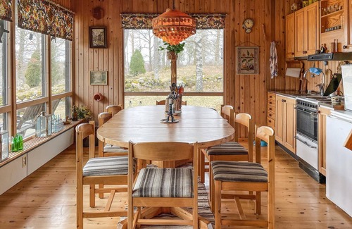Smalandsstenar House | Tranquil Lakefront Retreat with Spa & Family-Friendly Perks