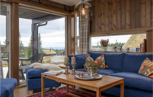 Sjusjoen House | Elegant Home in Sjusjøen with Family-Friendly Kitchen