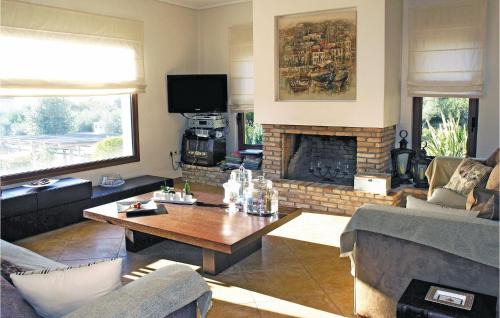 Skaloma House | Elegant Home in Skaloma Nafpaktos with Pool and Family Comfort