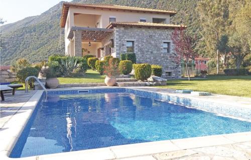 Skaloma House | Elegant Home in Skaloma Nafpaktos with Pool and Family Comfort