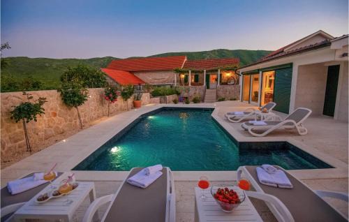 Slivno House | Beautiful Home in Slivno with Heated Pool & Hot Tub