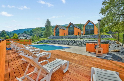 gmina Słopnice House | Contemporary Mountain Retreat with Scenic Views & Pool Access