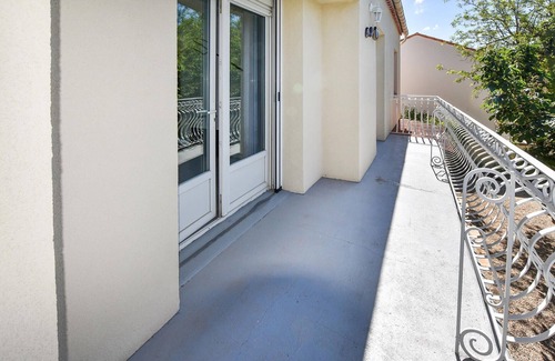 Sorgues House | Gorgeous home in Sorgues with WiFi