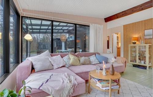 Strøby Ladeplads House | Inviting Home in Strøby with Kitchen for Family Stays