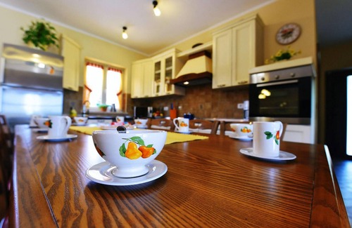 Kringa House | Newly Built Villa on the Edge of a Scenic Istrian Village