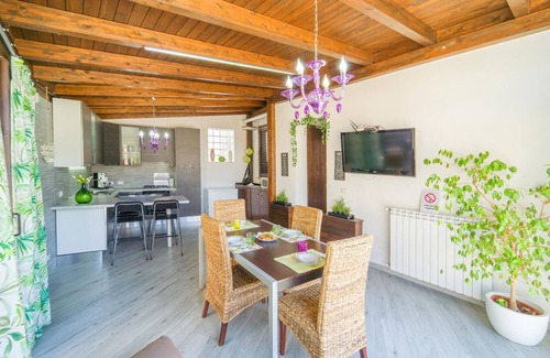 Trabia House | Gorgeous home in Trabia