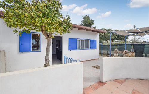 Vittoria House | Welcoming Home in Vittoria with Pool and Kitchen Amenities