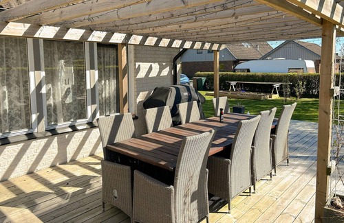Svarte House | Relaxing 5 Bedroom Coastal Retreat in Ystad with Spa