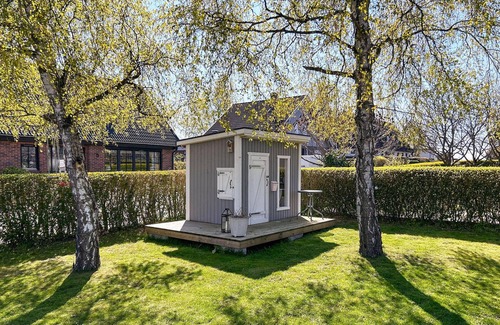 Svarte House | Relaxing 5 Bedroom Coastal Retreat in Ystad with Spa