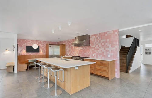 Old Enfield House | Inviting Home & Pool Retreat Near Downtown - Windsor Place