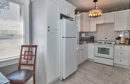 Oakford Park House | Stylish Loft Apartment in Centrally Located Tampa