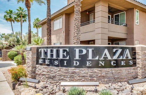 Kierland Condo | Elegant Condo Steps from Kierland Commons - Pet Friendly