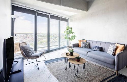 Bomonti Apartment | Modern 1bd Condo with Pool, Gym & Scenic Views - Pet Friendly