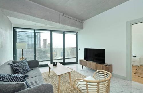 Bomonti Apartment | Modern 1BD with Terrace and Pool Views - Pet Friendly!