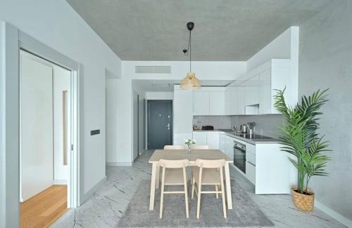 Bomonti Apartment | Modern 1BD with Terrace and Pool Views - Pet Friendly!