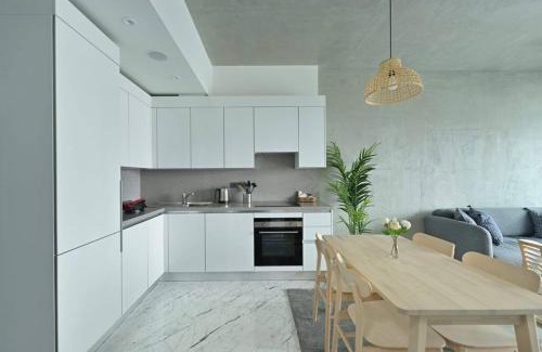 Bomonti Apartment | Modern 1BD with Terrace and Pool Views - Pet Friendly!