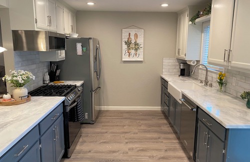 Orangevale House | Modern Hotel with Ocean View & Family-Friendly Amenities