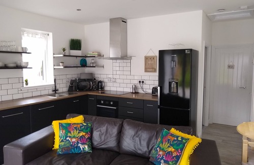 Fort Augustus Cabin | Modern Lodge House: Guest Rated 10/10 with Pet-Friendly Amenities